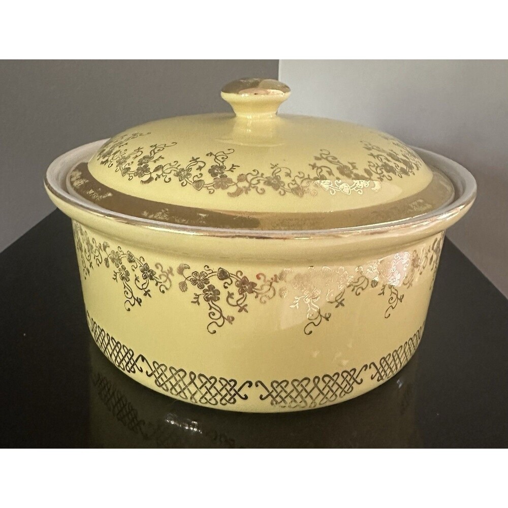 Hall's Superior VTG Quality Kitchenware Yellow And Gold Lidded Casserole Dish